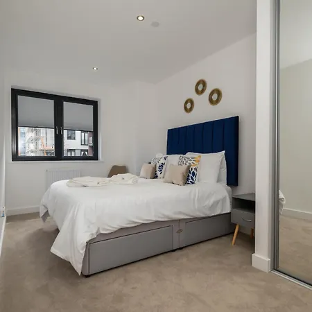 Brand New 2 Bedroom Apartment Centre Of Solihull Exterior foto