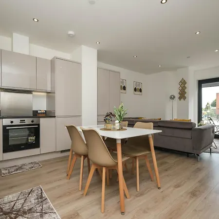 Brand New 2 Bedroom Apartment Centre Of Solihull Exterior foto