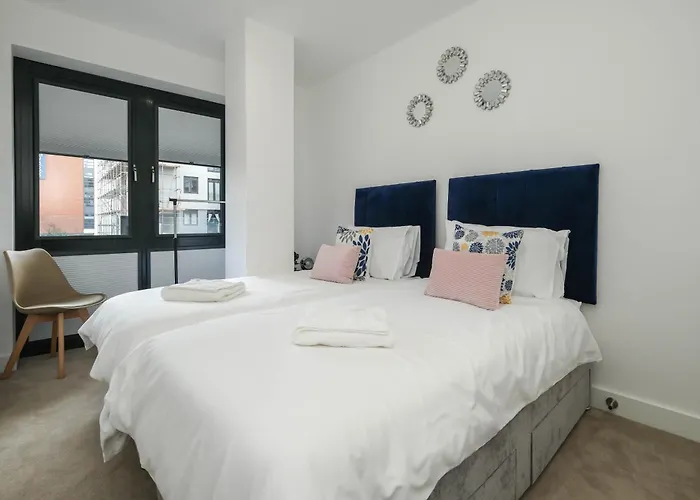 Brand New 2 Bedroom Apartment Centre Of Solihull