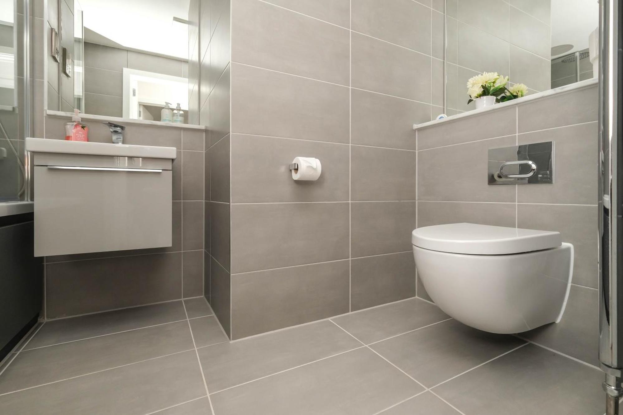 Brand New 2 Bedroom Centre Of Apartment